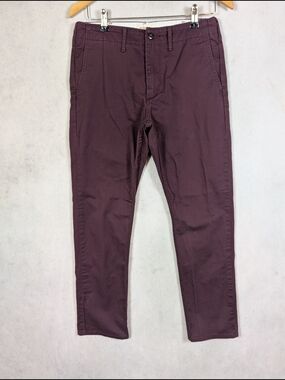 Levis Slim Straight Chino Pants Mens Size 29x30 Burgundy Cotton Stretch Casual